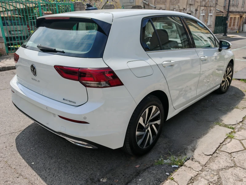 VW Golf eHybrid Style* ДДС* IQ LED* Memory* Massage, снимка 3 - Автомобили и джипове - 46323630