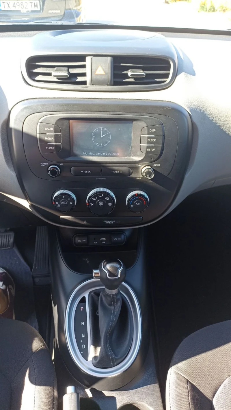 Kia Soul 1.6 , снимка 15 - Автомобили и джипове - 47680839