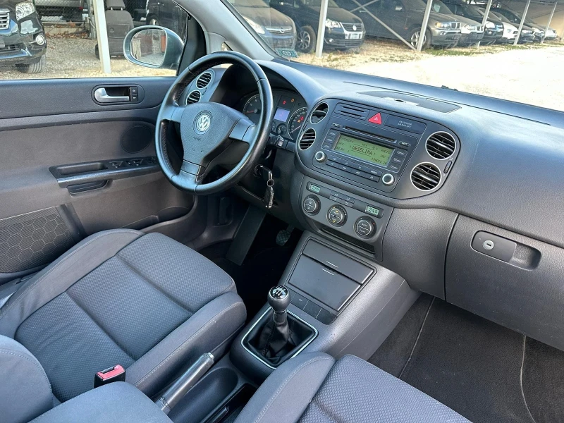 VW Golf Plus 1.6i/116кс, снимка 14 - Автомобили и джипове - 47809586