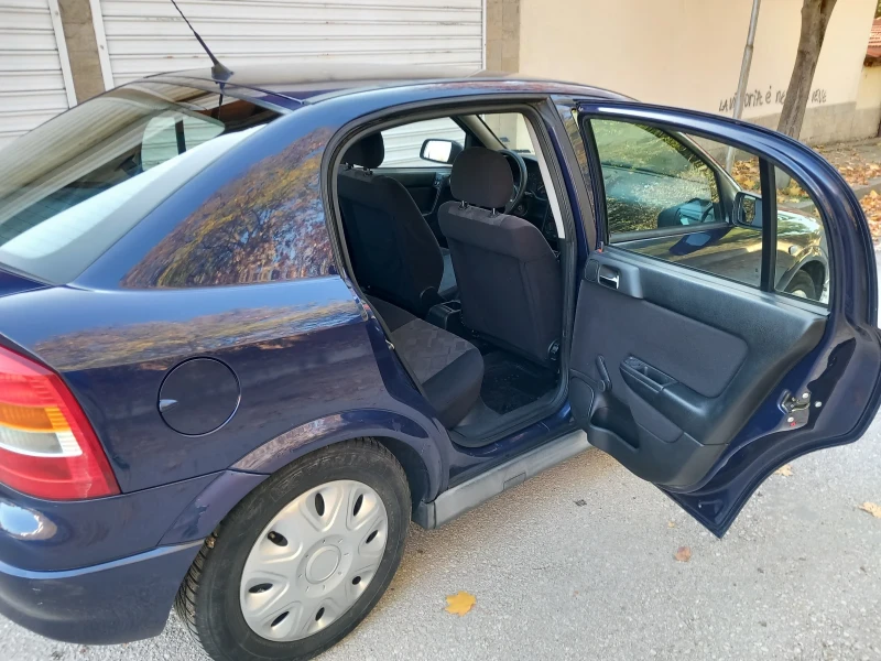 Opel Astra, снимка 6 - Автомобили и джипове - 47856298