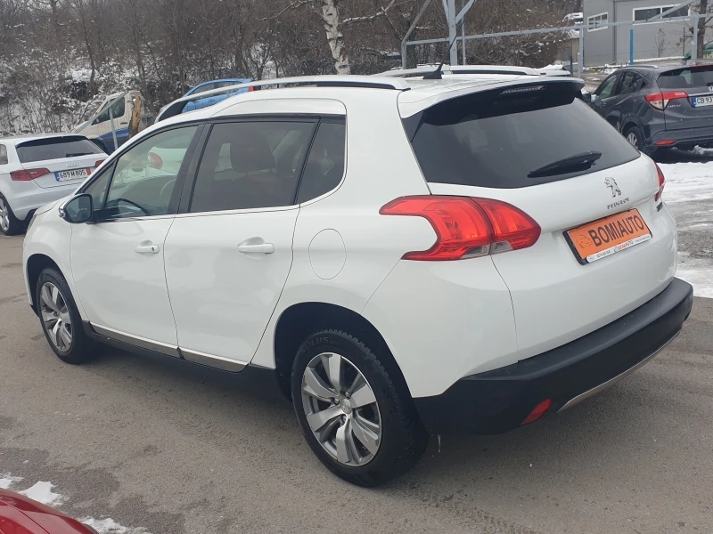 Peugeot 2008 1.2i* ALLURE* EURO5B* LED* NAVI* КОЖА* PANORAMA, снимка 5 - Автомобили и джипове - 48692000