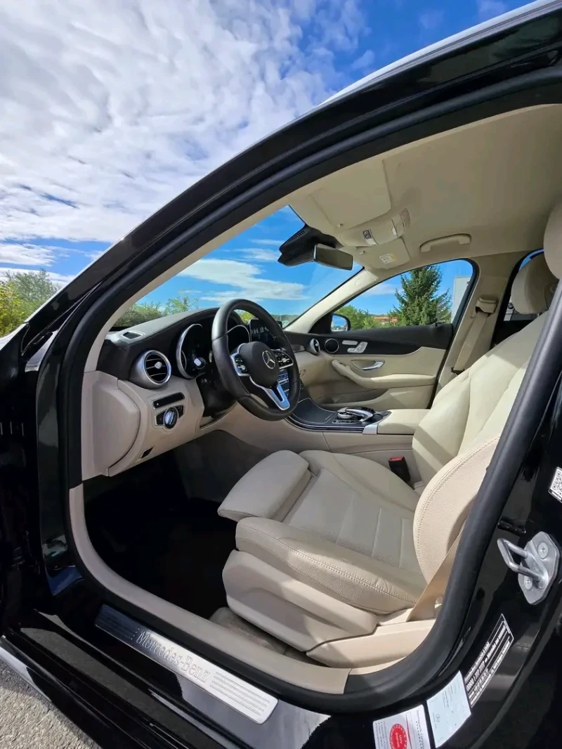 Mercedes-Benz C 300, снимка 13 - Автомобили и джипове - 52012531