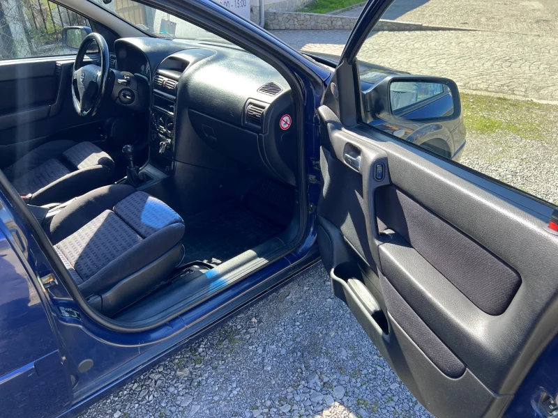 Opel Astra 2.0 DTI, снимка 9 - Автомобили и джипове - 52173120