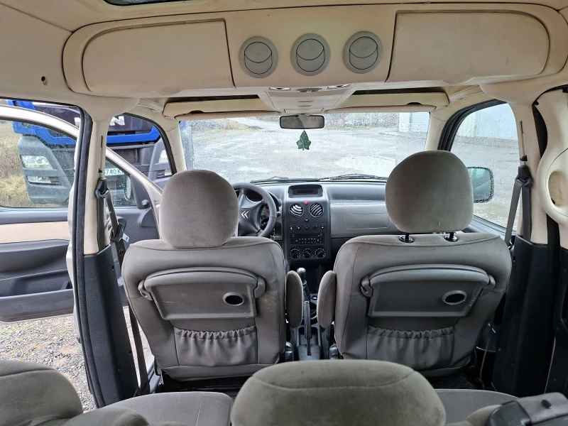 Citroen Berlingo 1.6HDI, снимка 7 - Автомобили и джипове - 53248394