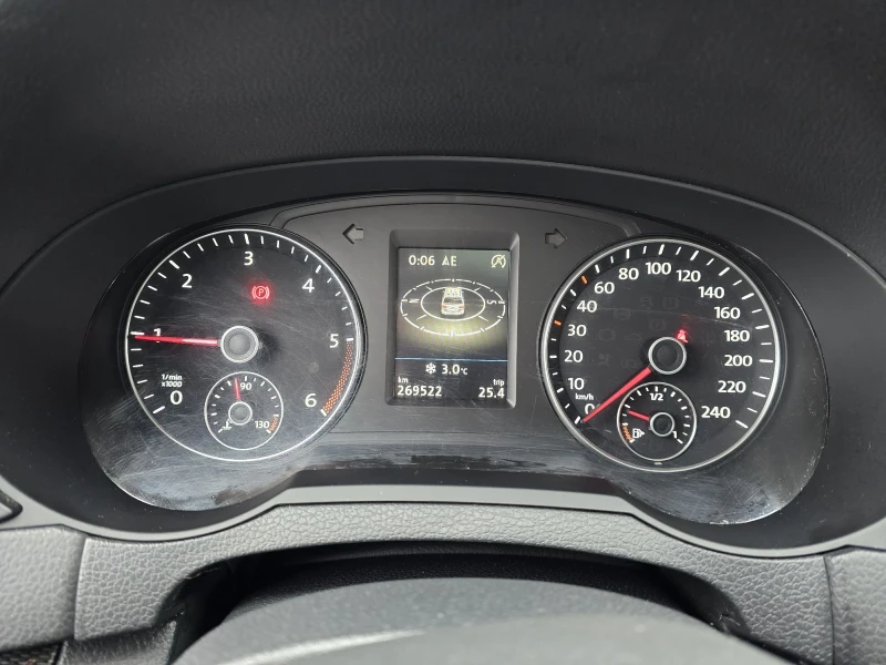 Seat Alhambra 2.0TDI 150к.с 6+ 1 места, снимка 17 - Автомобили и джипове - 53390031