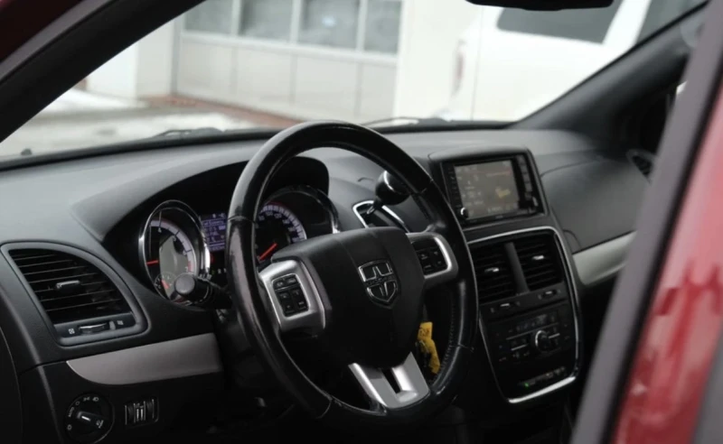 Dodge Caravan Grand GT * * Carfax * * Авто Кредит * * , снимка 5 - Автомобили и джипове - 53437294