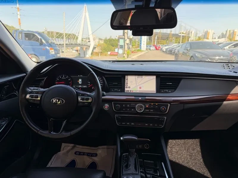 Kia K7  2.4 Gdi Limited, снимка 8 - Автомобили и джипове - 55278398