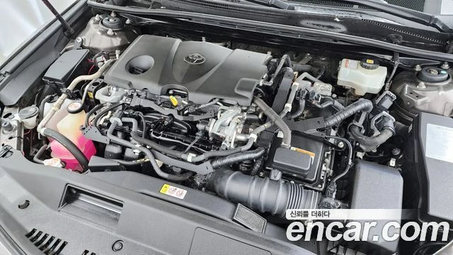 Toyota Camry, снимка 6 - Автомобили и джипове - 55983940