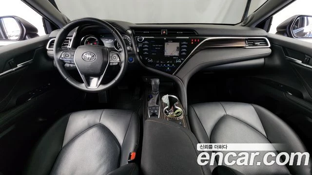 Toyota Camry, снимка 7 - Автомобили и джипове - 55983940
