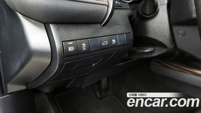 Toyota Camry, снимка 16 - Автомобили и джипове - 55983940