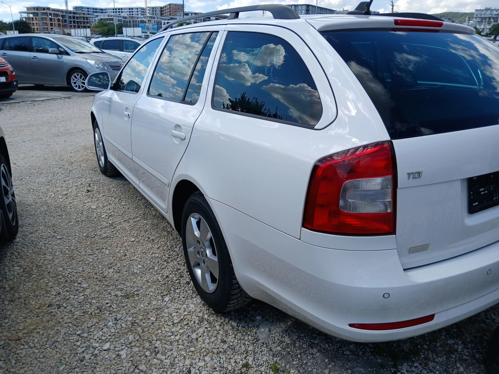 Skoda Octavia 2.0, снимка 4 - Автомобили и джипове - 37183431