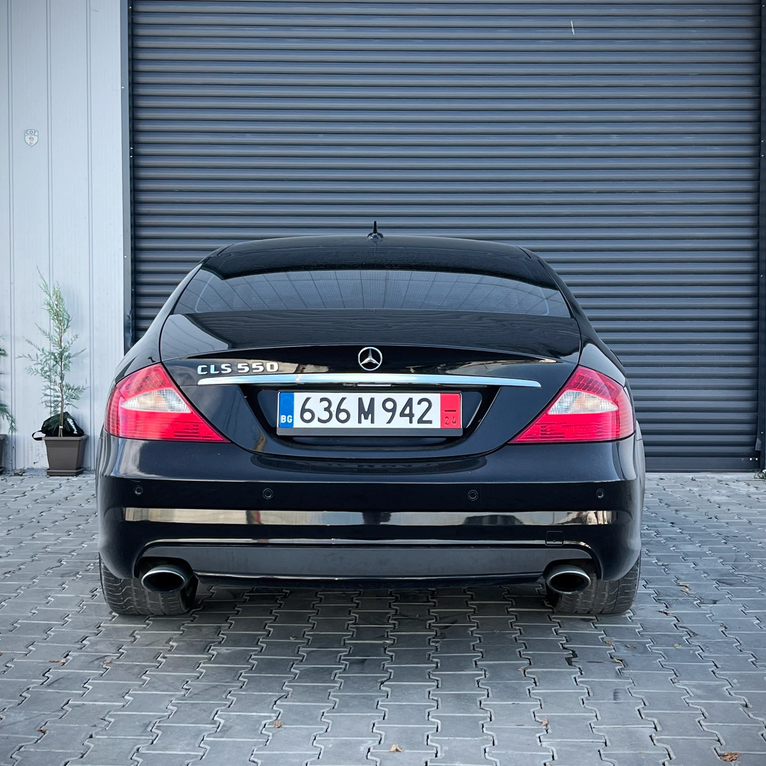 Mercedes-Benz CLS 500 AMG Pack, 550 - 5.5 V8 - изображение 6