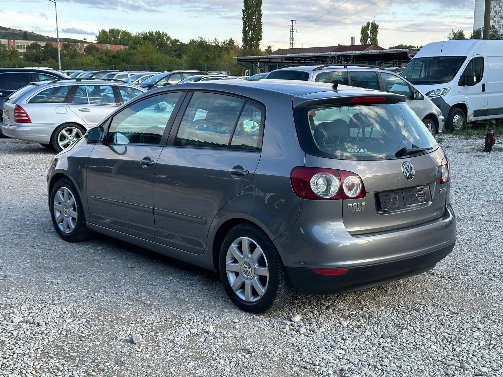 VW Golf Plus 1.6i/116кс - изображение 4