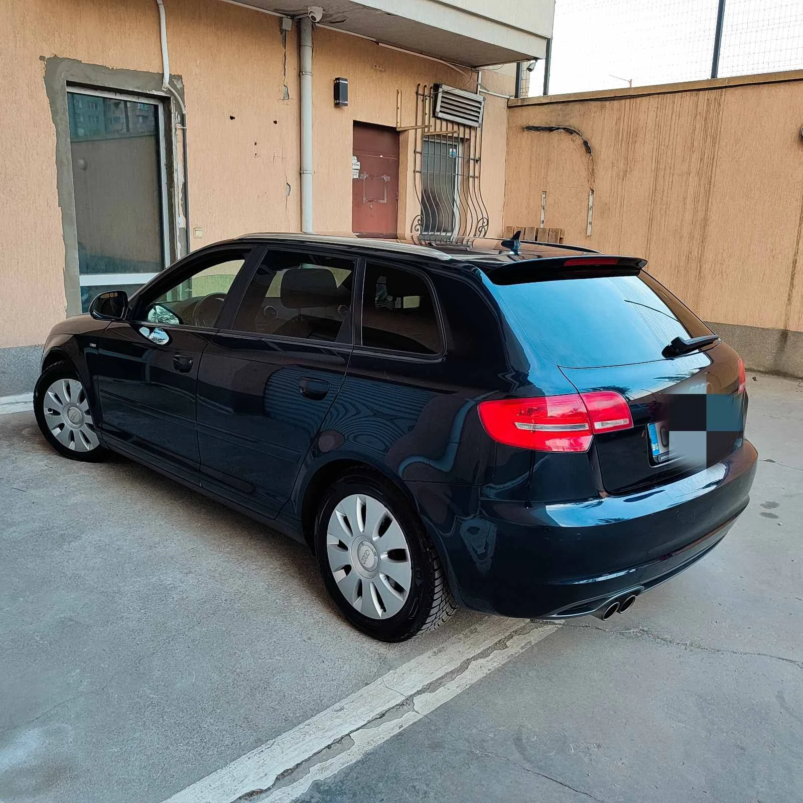 Audi A3 Sportback S-Line 4x4 - изображение 3