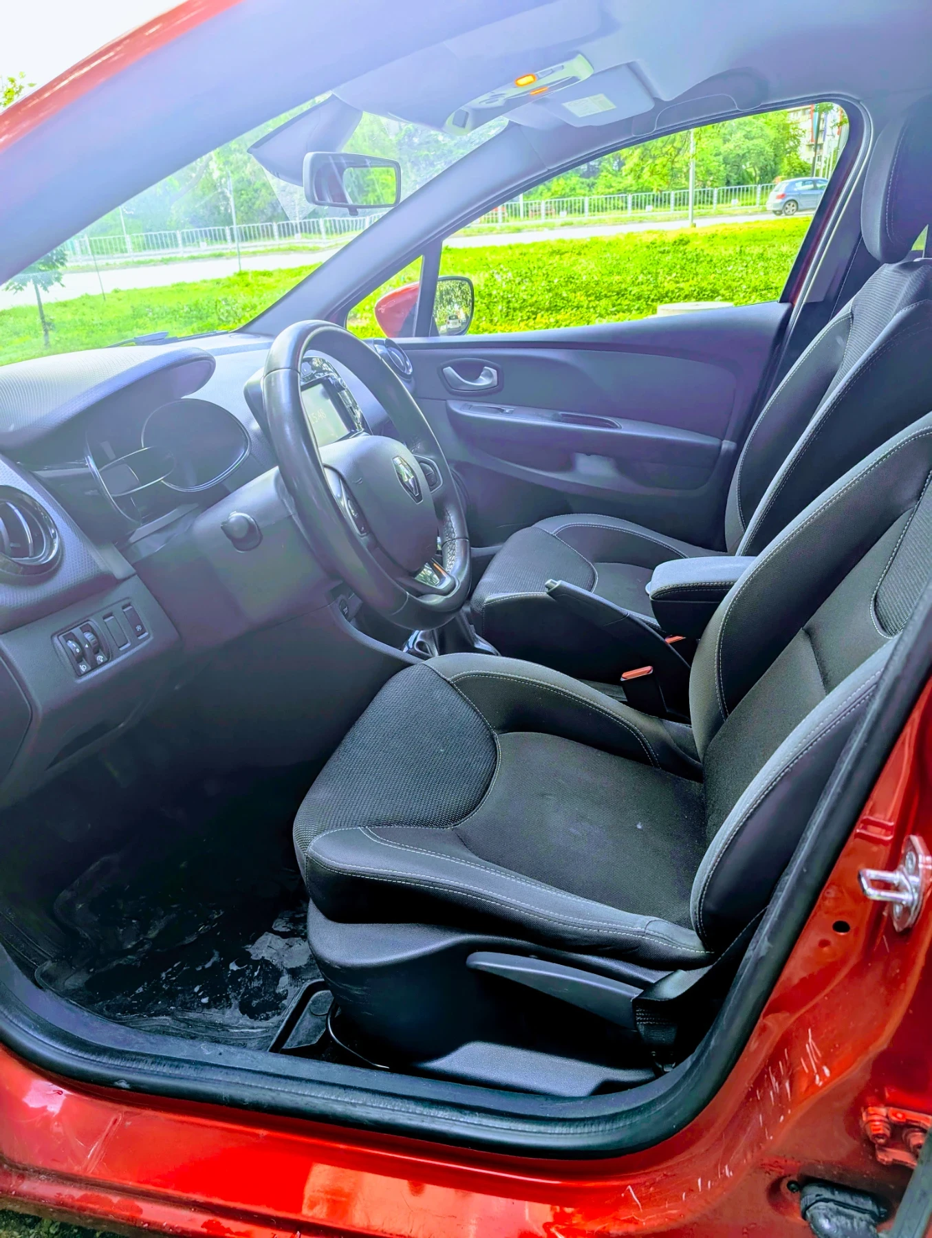 Renault Clio grandtour - изображение 9