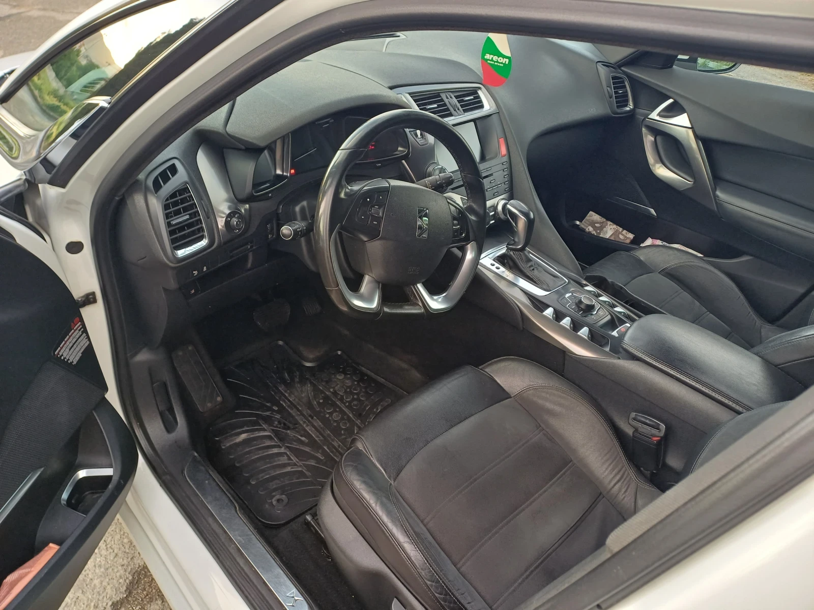 Citroen DS5  - изображение 6