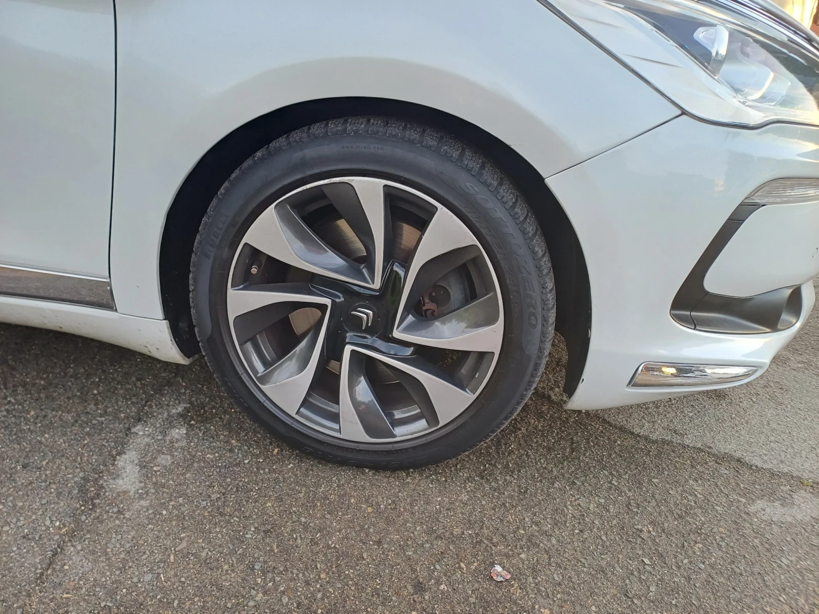 Citroen DS5  - изображение 5