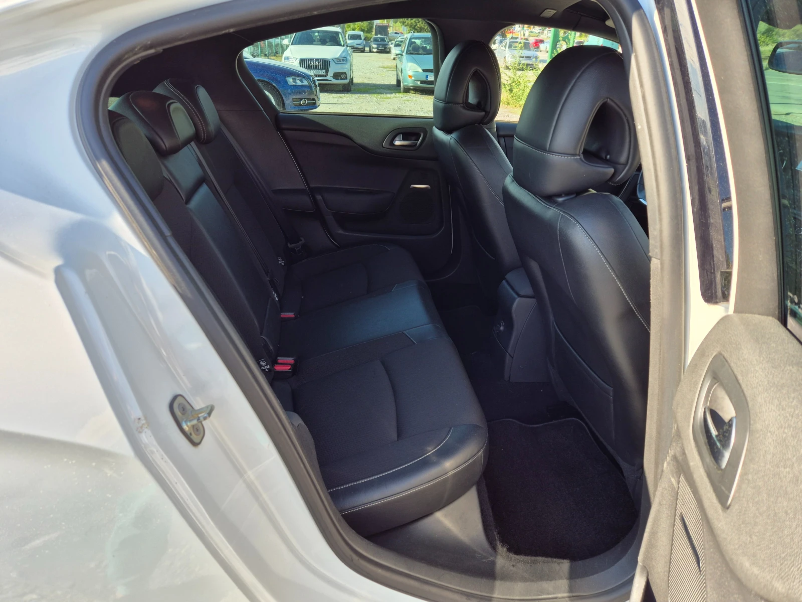 Citroen DS4 1.6HDI - изображение 10