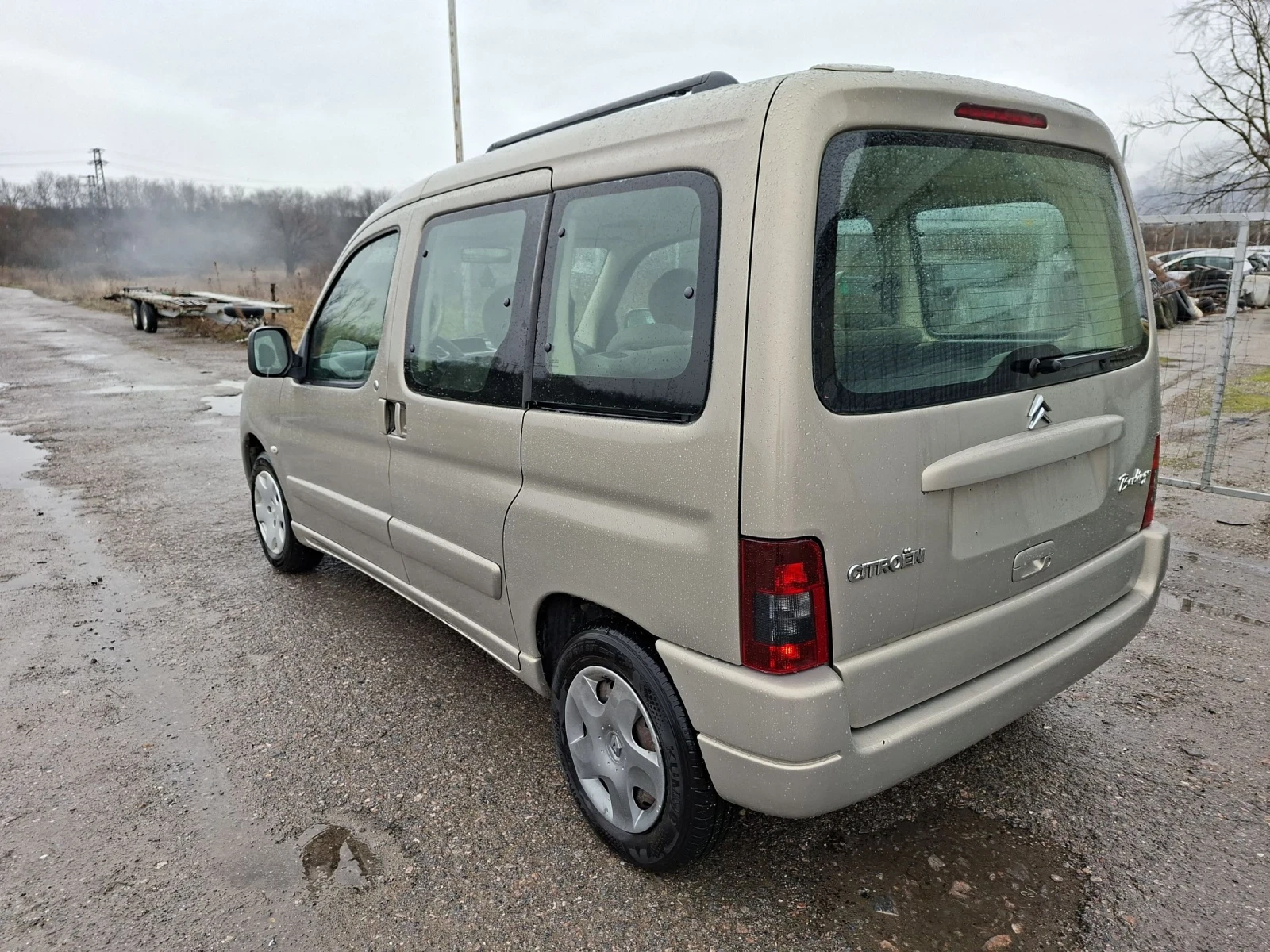 Citroen Berlingo 1.6HDI - изображение 4
