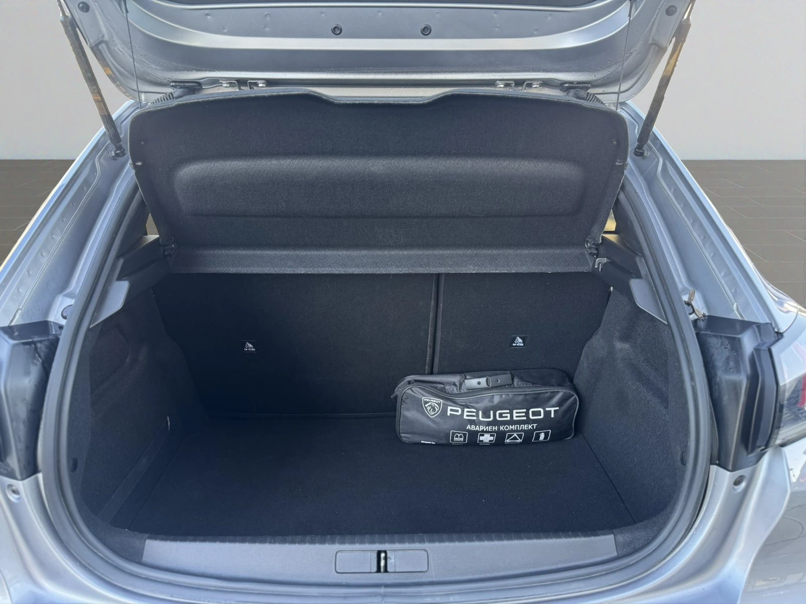 Peugeot 208 New Line Up GT 1.2 PureTech 100 BVM6 | Mobile.bg � ����������� 13