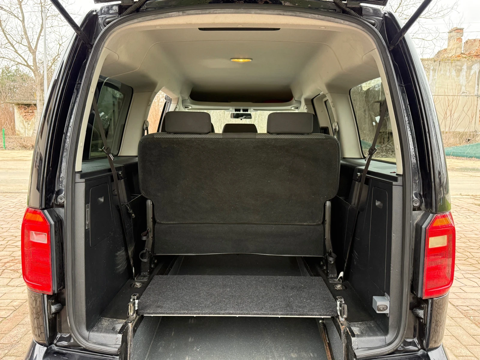 VW Caddy 2.0TDI Highline MAXII!! - изображение 9