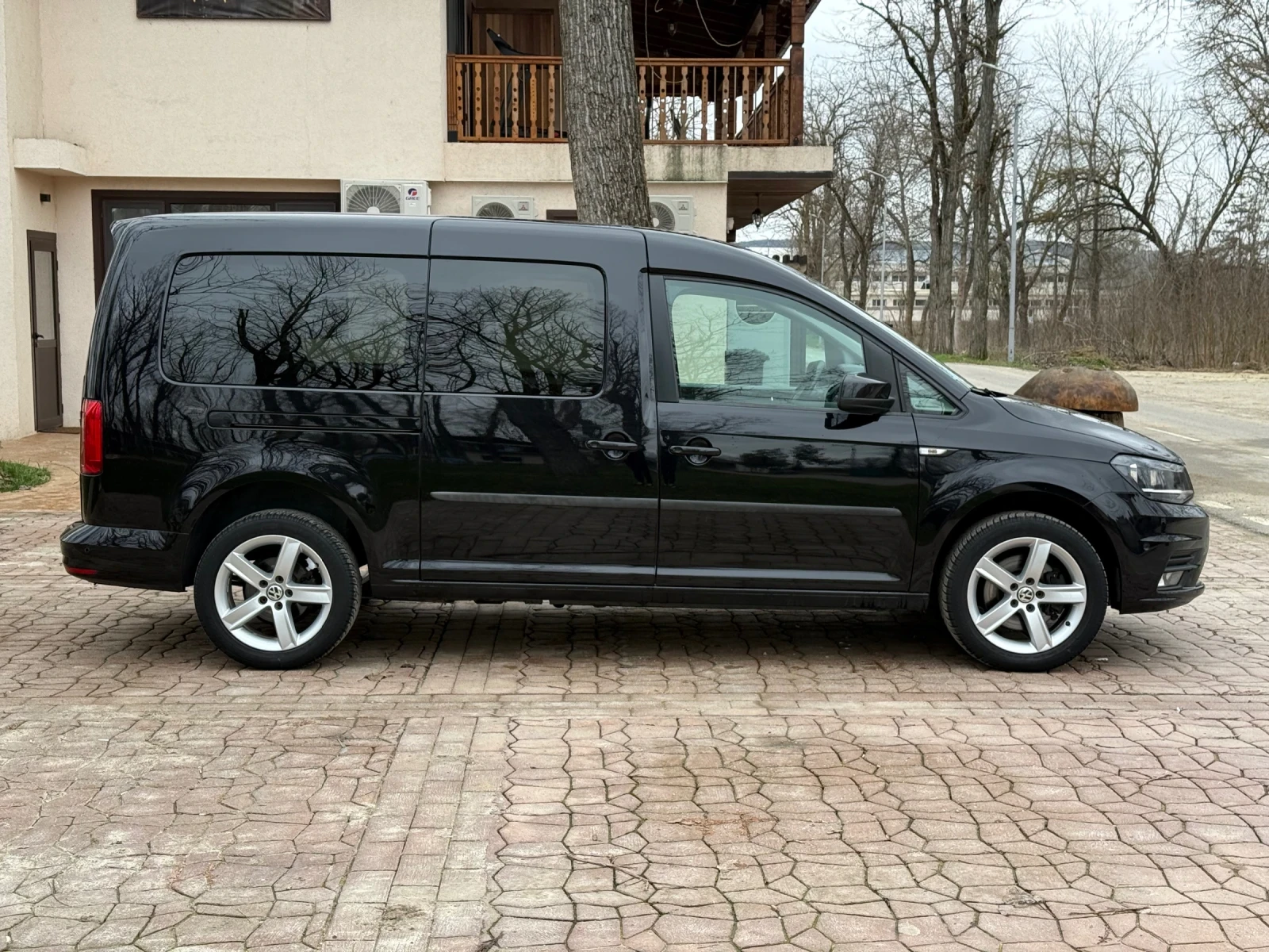 VW Caddy 2.0TDI Highline MAXII!! - изображение 3