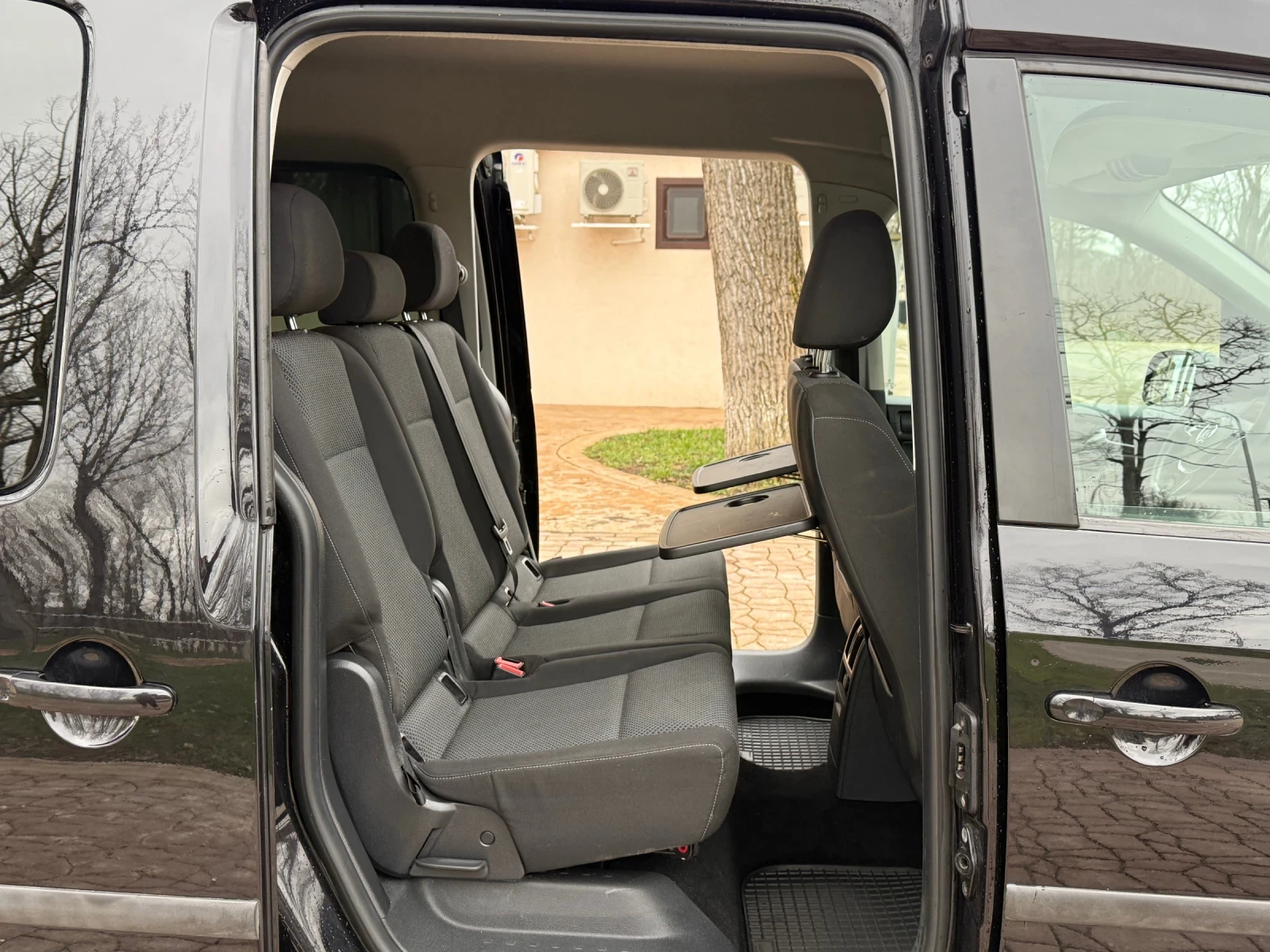 VW Caddy 2.0TDI Highline MAXII!! | Mobile.bg � ����������� 11