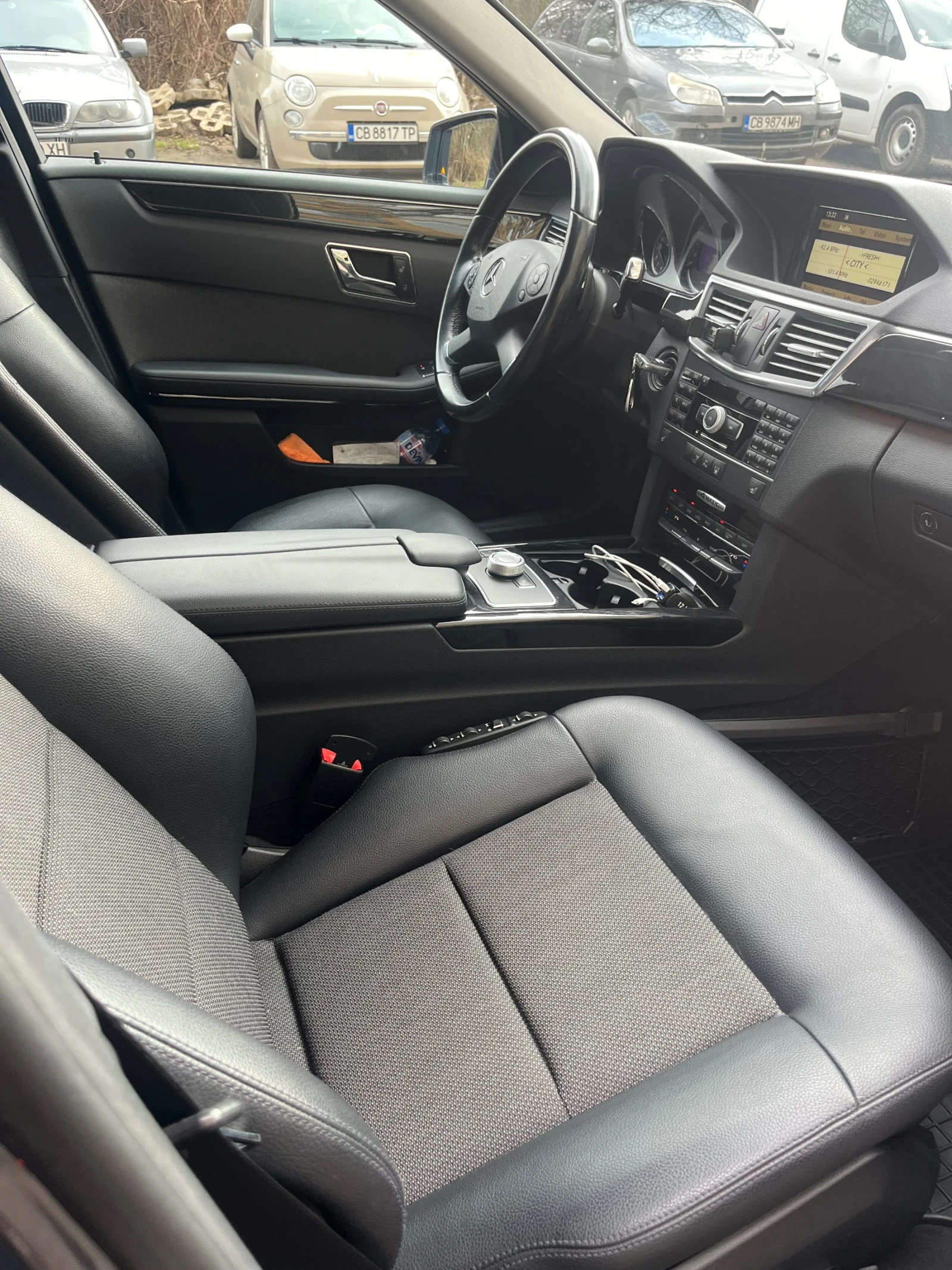 Mercedes-Benz E 350, снимка 10 - Автомобили и джипове - 54745494