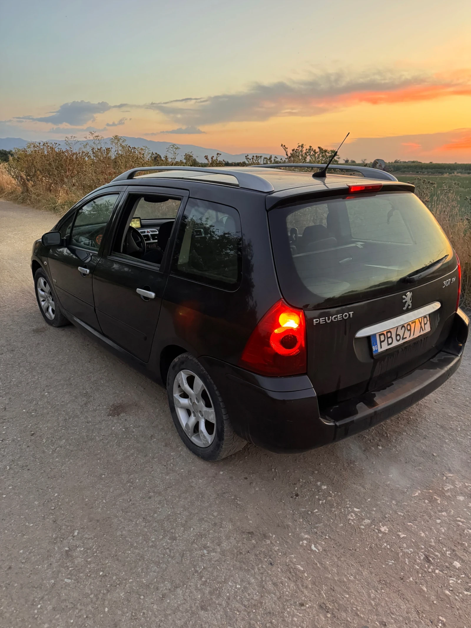 Peugeot 307 2.0HDI 307SW, снимка 6 - Автомобили и джипове - 55131050