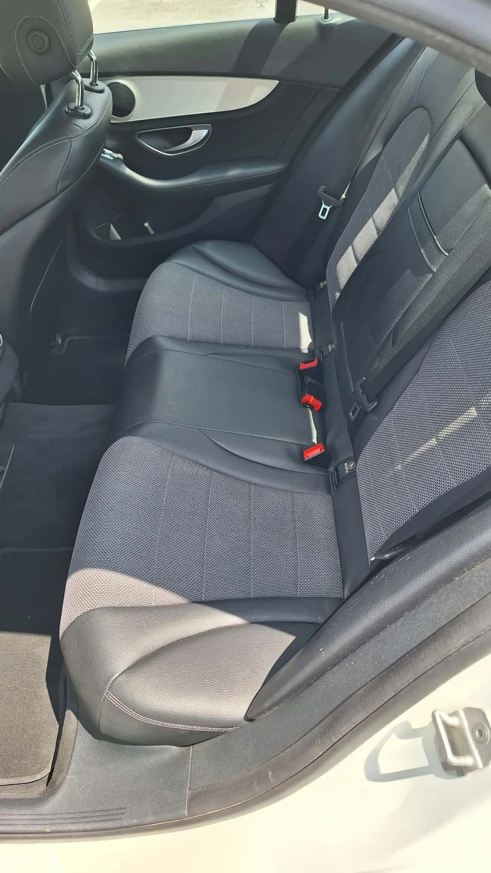 Mercedes-Benz C 220 2.2 Distronic, снимка 8 - Автомобили и джипове - 55163303
