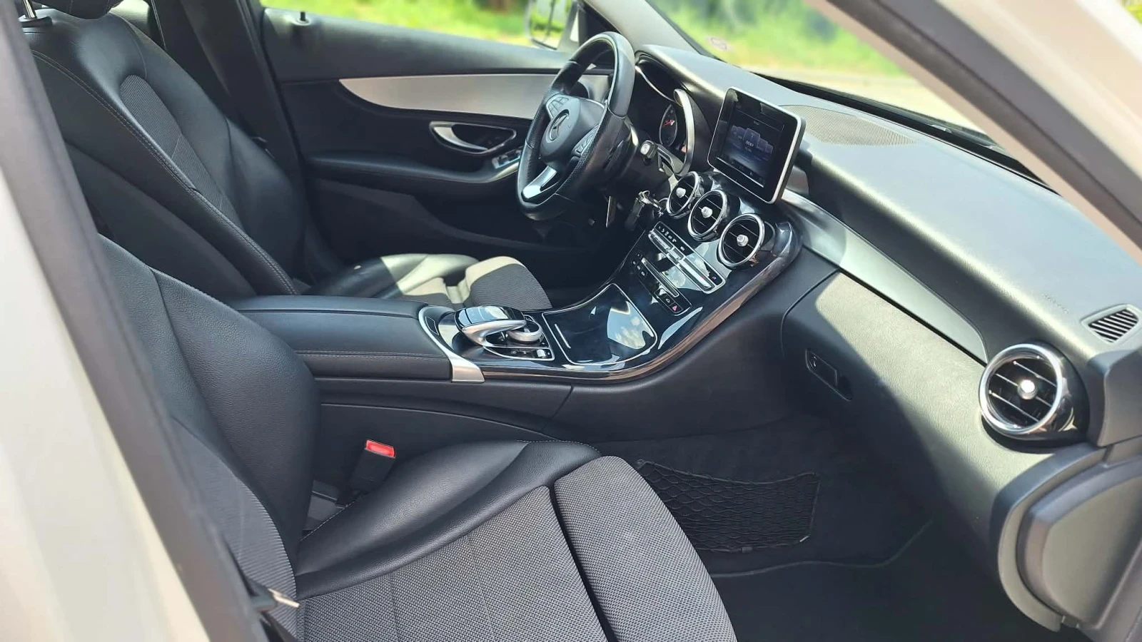 Mercedes-Benz C 220 2.2 Distronic, снимка 10 - Автомобили и джипове - 55163303