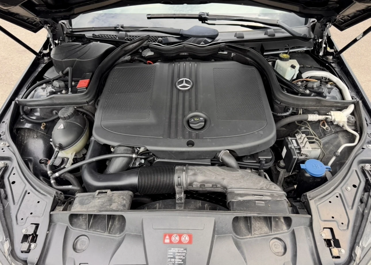 Mercedes-Benz E 220 2.2D / Cabrio, снимка 14 - Автомобили и джипове - 55213515