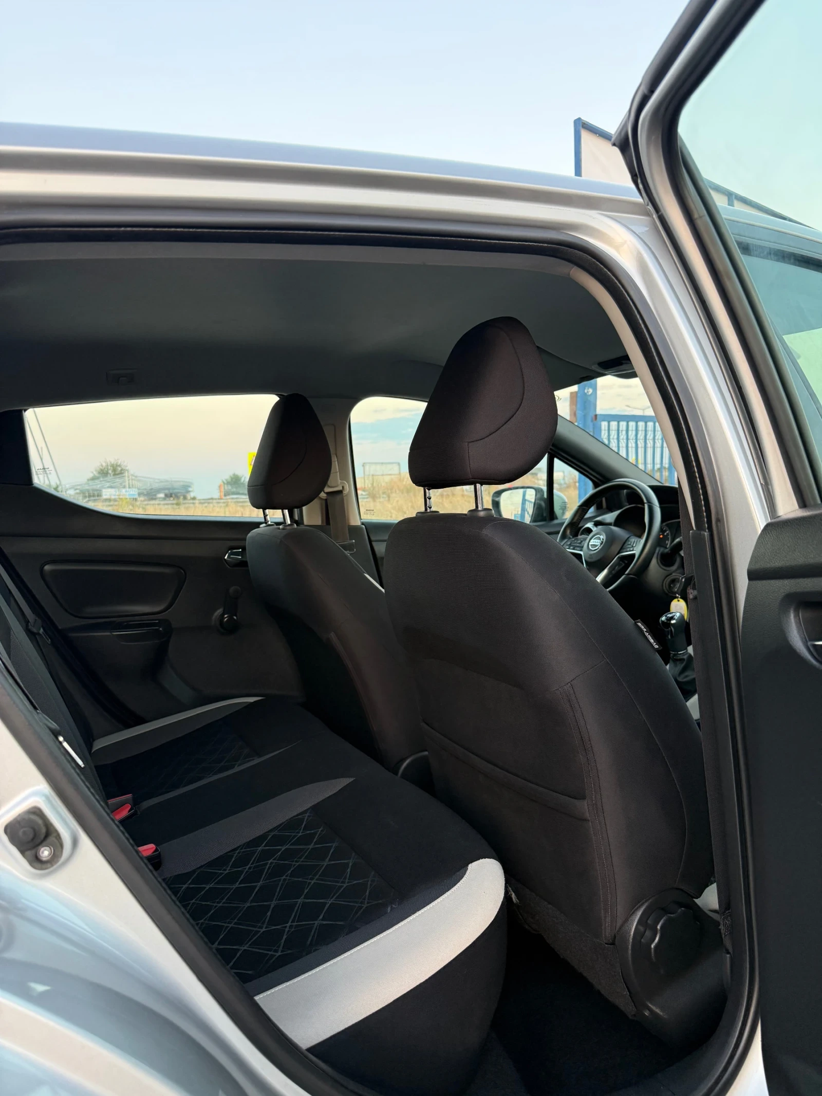 Nissan Micra 1.5 dCI Acenta, снимка 8 - Автомобили и джипове - 55650580