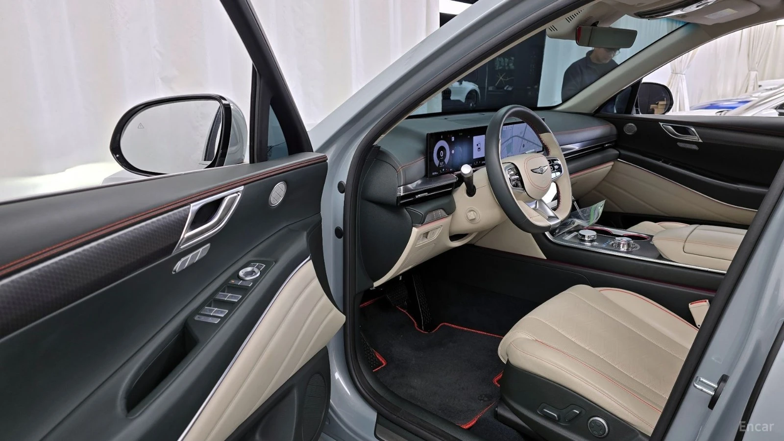 Genesis GV80 Coupe* 2.5T* AWD* DISTRONIC* ПОДГРЕВ* ОБДУХВАНЕ* К, снимка 10 - Автомобили и джипове - 55665664