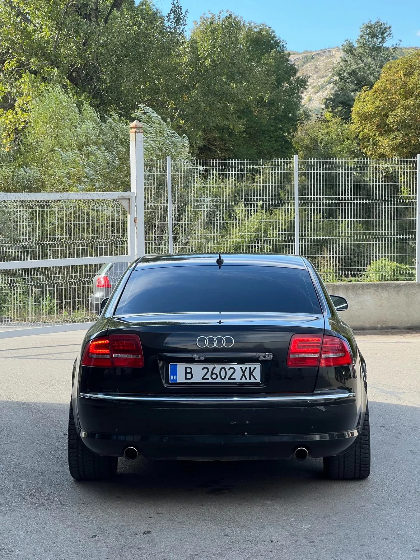 Audi A8 3.2 benzin, снимка 9 - Автомобили и джипове - 56217881