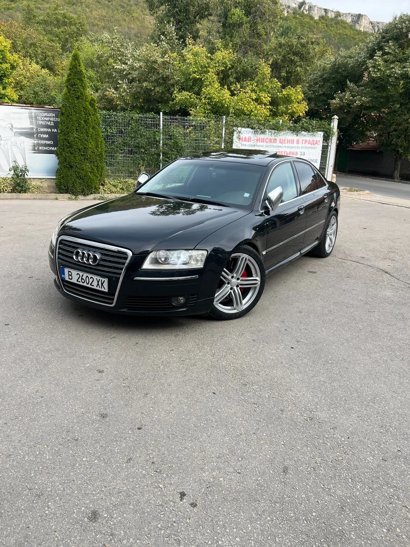 Audi A8 3.2 benzin, снимка 4 - Автомобили и джипове - 56217881