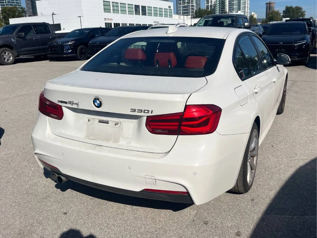 BMW 330 * CARFAX* ОПЦИЯ ЗА ФИНАНСИРАНЕ* , снимка 6 - Автомобили и джипове - 56162488