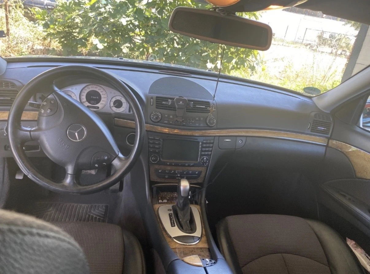 Mercedes-Benz E 280, снимка 7 - Автомобили и джипове - 56191532