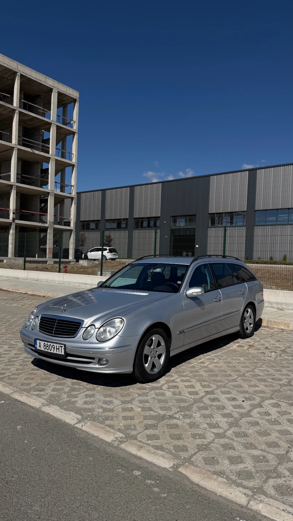 Mercedes-Benz E 280, снимка 4 - Автомобили и джипове - 56191532