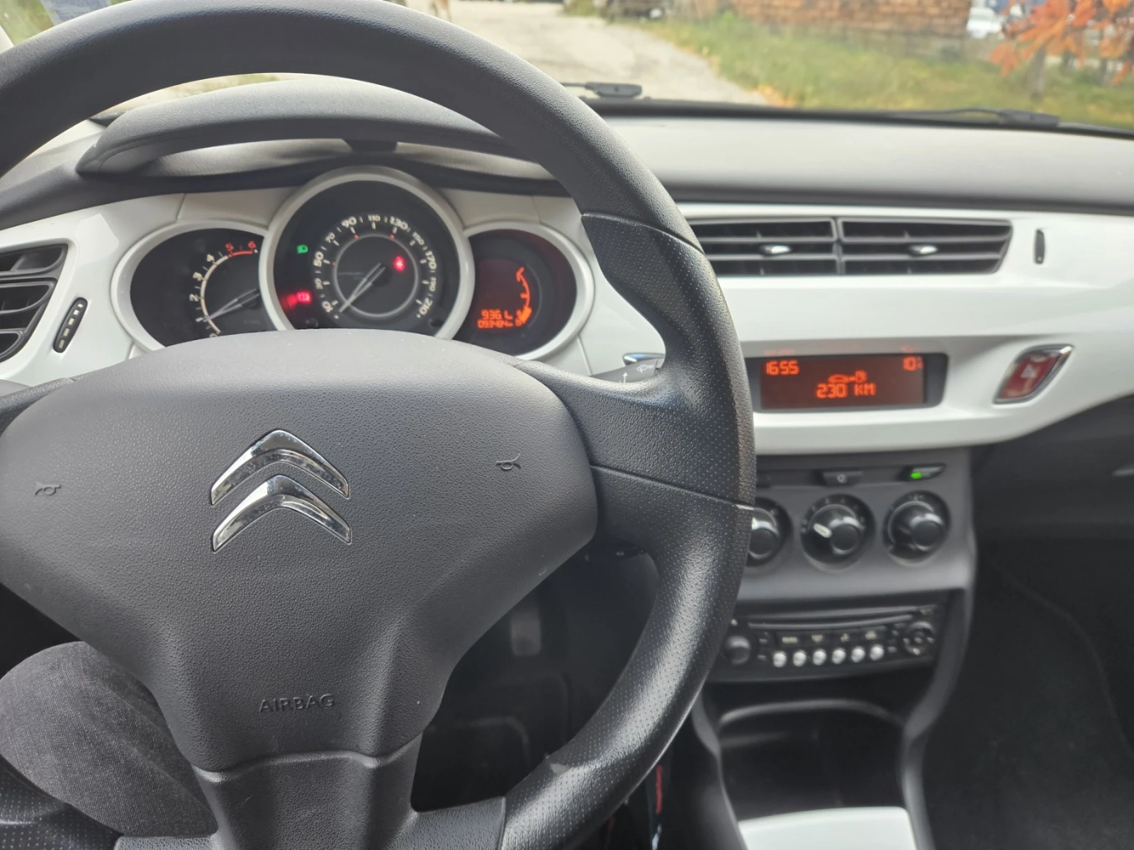 Citroen C3, снимка 7 - Автомобили и джипове - 56547893