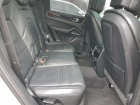 Porsche Cayenne 3.0/PANORAMA/KEYLESS/LANE DEPARTURE/DRIVE ASSIST - 79000 лв. / 40392.06 € - 27386696 11