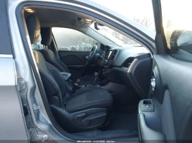 Jeep Cherokee 2.4l Latitude - 6900 € / 13495.23 лв. - 96195635 5