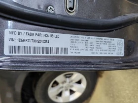 Dodge RAM 1500 SLT| 5.7L HEMI V8| CARFAX| | , снимка 16