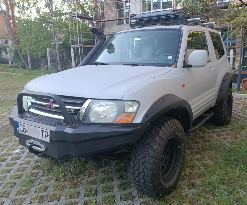 Mitsubishi Pajero 3.5, снимка 3 - Автомобили и джипове - 47425874