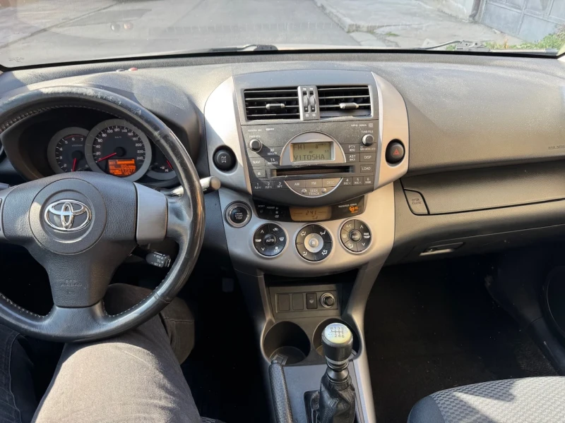 Toyota Rav4 2.2D4D 136к.с./Безключово, снимка 9 - Автомобили и джипове - 49377308