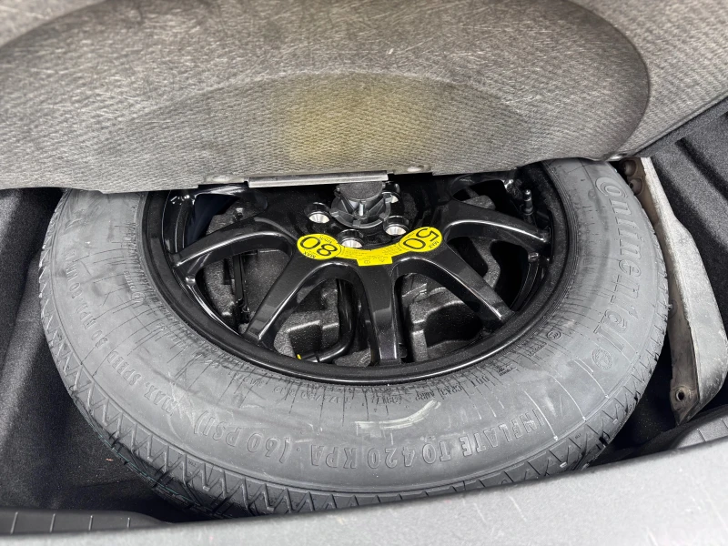 Land Rover Range Rover Velar R-DYNAMIC* 95KM* D240R* MERIDIAN* FULL* , снимка 8 - Автомобили и джипове - 52499127