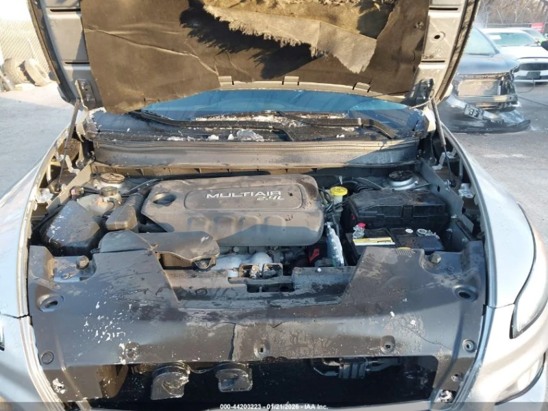 Jeep Cherokee 2.4l Latitude, снимка 10 - Автомобили и джипове - 53466638