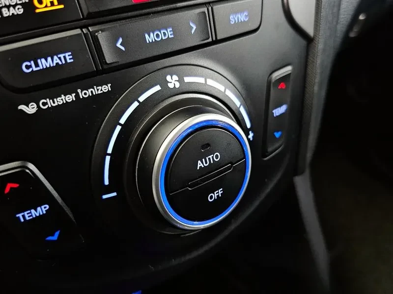 Hyundai Santa fe 2.0, снимка 15 - Автомобили и джипове - 54872313