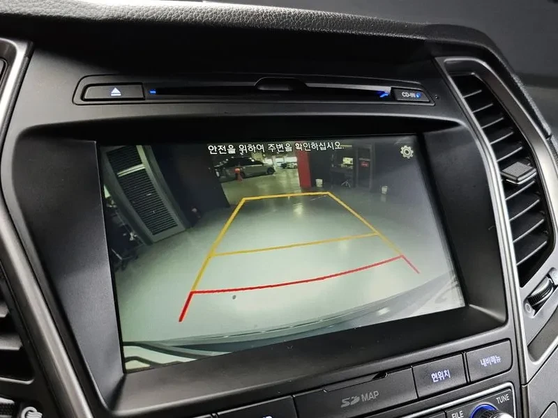 Hyundai Santa fe 2.0, снимка 14 - Автомобили и джипове - 54872313