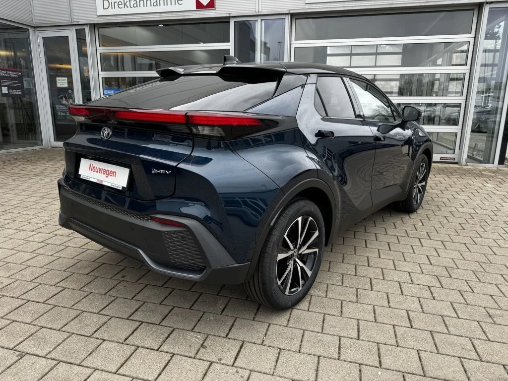 Toyota C-HR 2.0 Hybrid Team Deutschland Tech Package - изображение 3